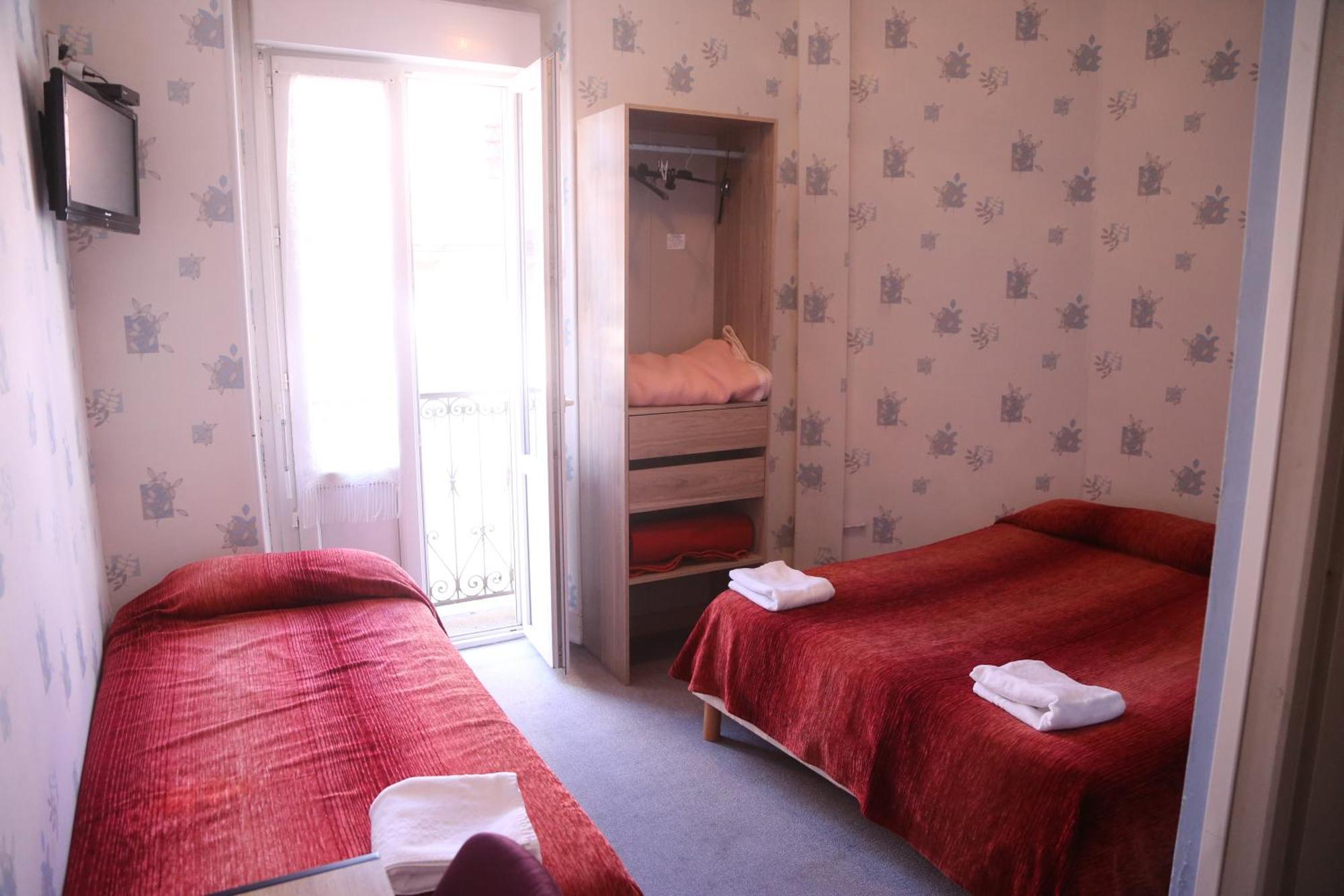 Hotel Restaurant Le Parisien Lourdes Dış mekan fotoğraf