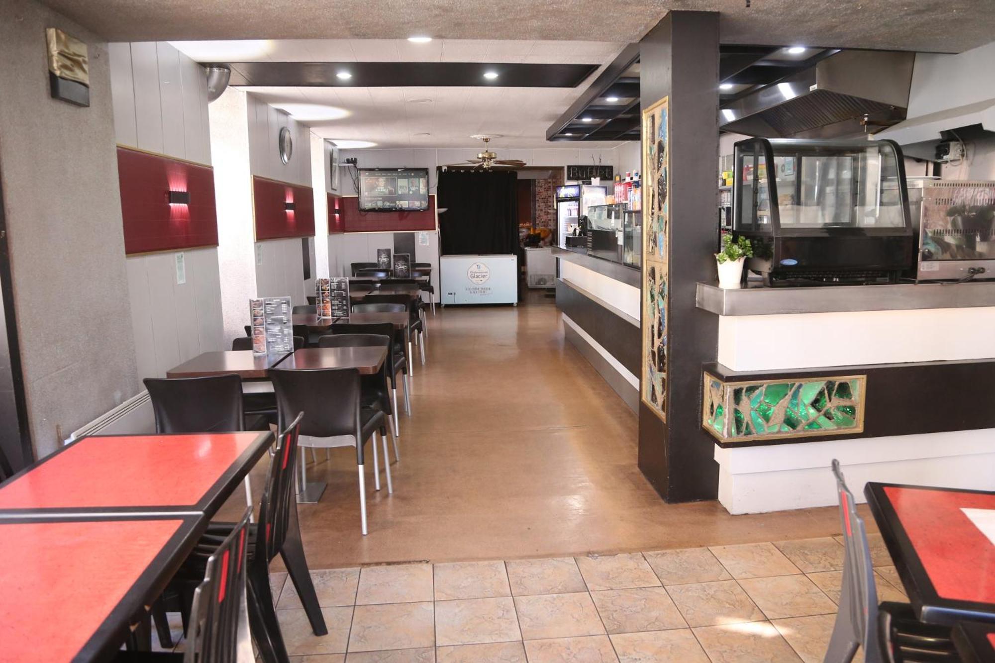Hotel Restaurant Le Parisien Lourdes Dış mekan fotoğraf