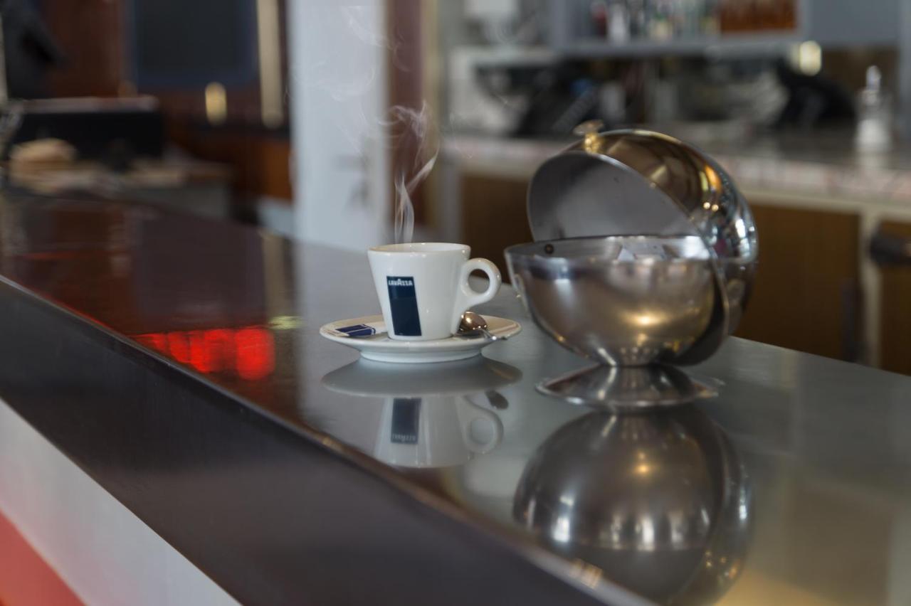 Hotel Restaurant Le Parisien Lourdes Dış mekan fotoğraf